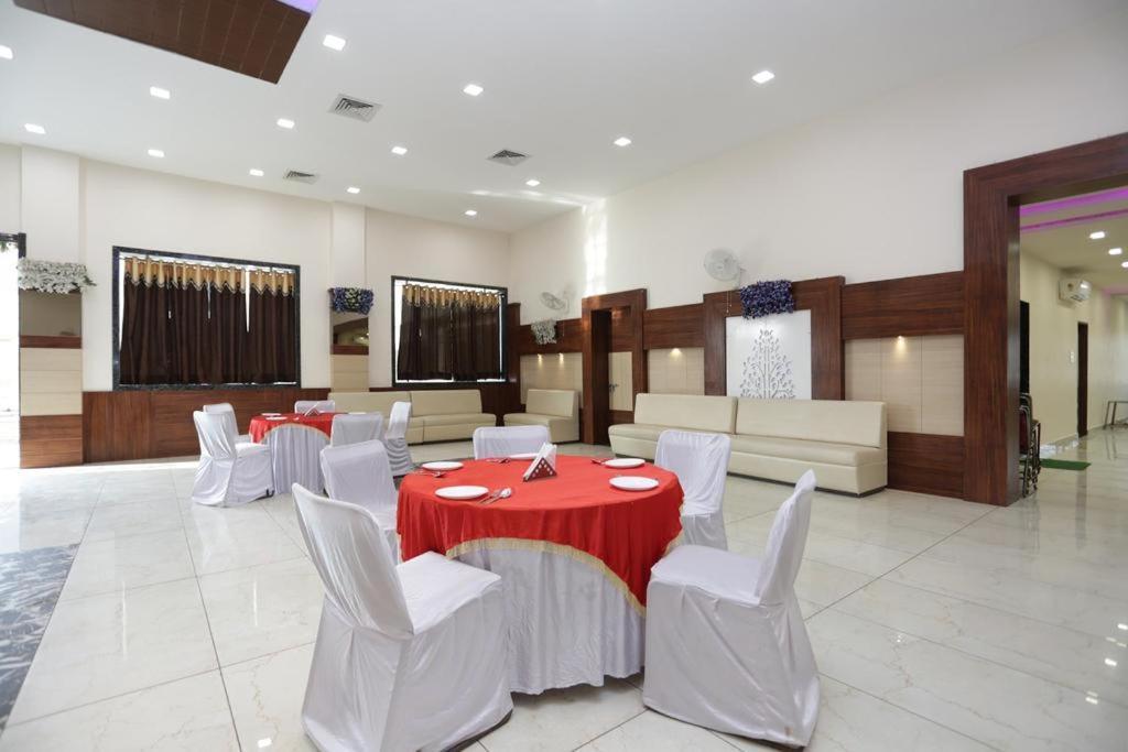 Hotel Rajmohan Palace Gwalijar Zewnętrze zdjęcie